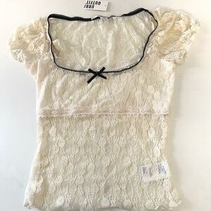 Kimchi Blue Malka Cream Lace Blouse with Black Trim NWT M